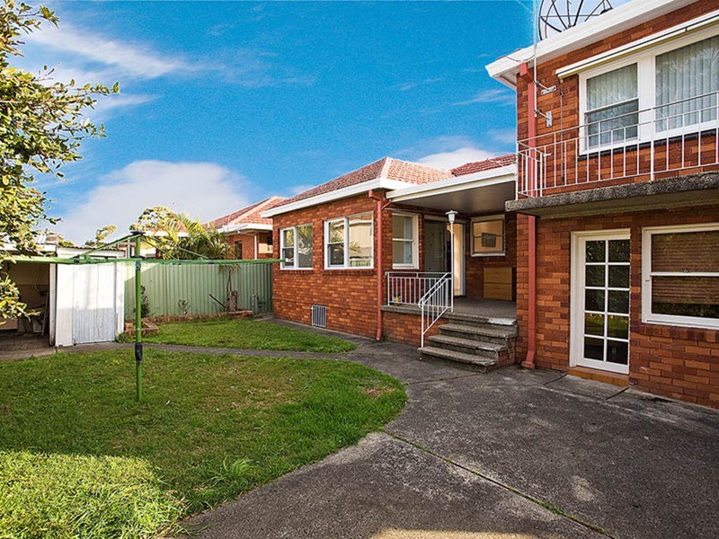 28 Oakdale Avenue, Kogarah NSW 2217