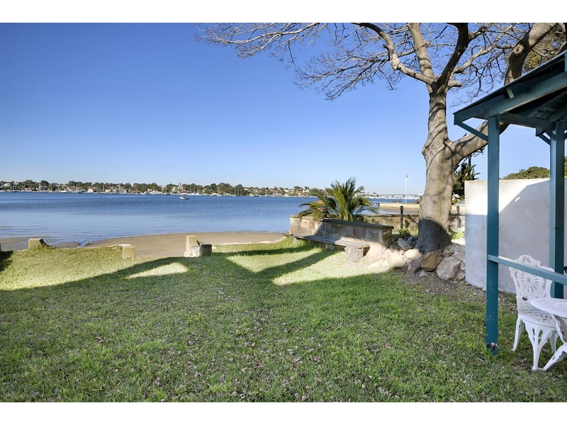 26 Beach Street, Blakehurst NSW 2221