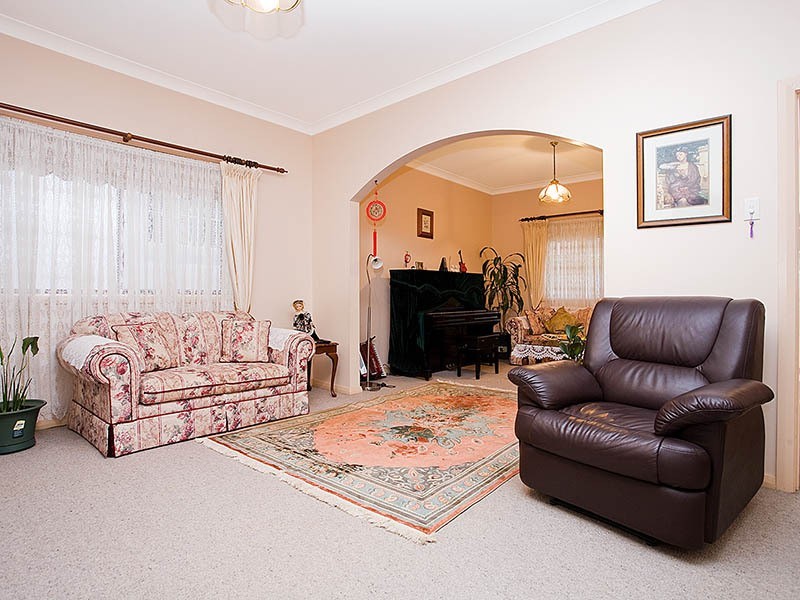 83 Willison Road, Carlton NSW 2218