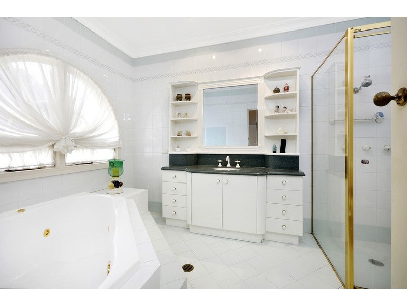 28 Stuart Street, Blakehurst NSW 2221