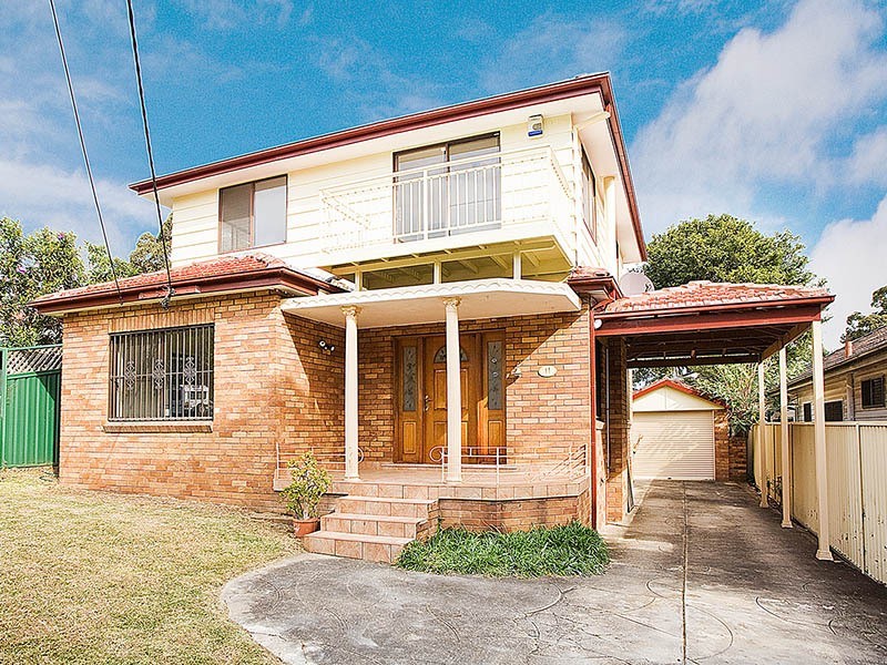11 Warraba Street, Hurstville NSW 2220
