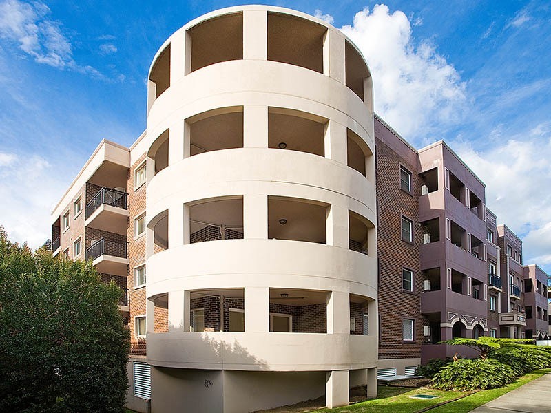 1/42 West Street, Hurstville NSW 2220