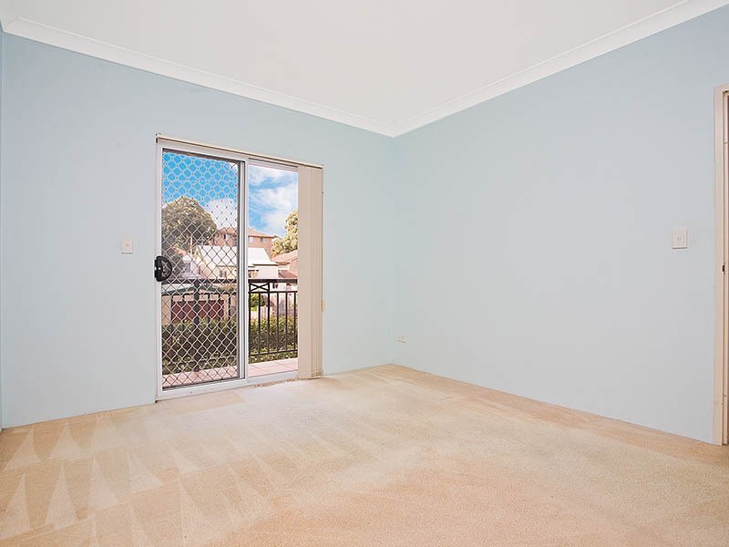 1/42 West Street, Hurstville NSW 2220