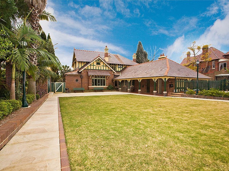 4 Clarence Street, Burwood NSW 2134