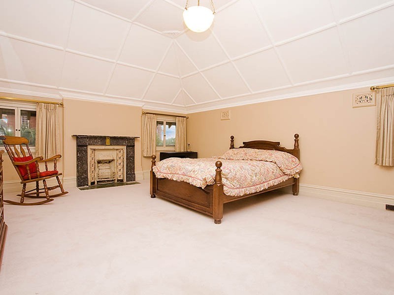 4 Clarence Street, Burwood NSW 2134