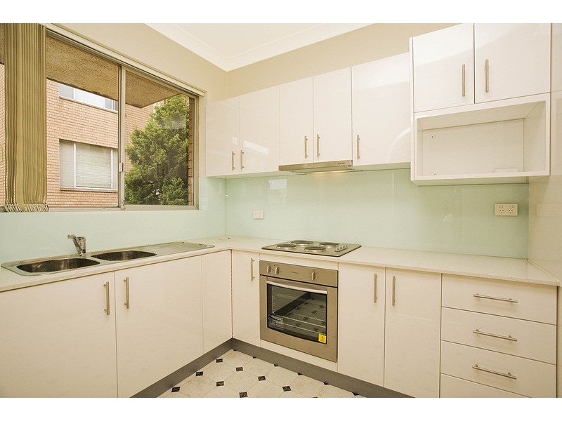 8/35 Queen Victoria Street, Bexley NSW 2207