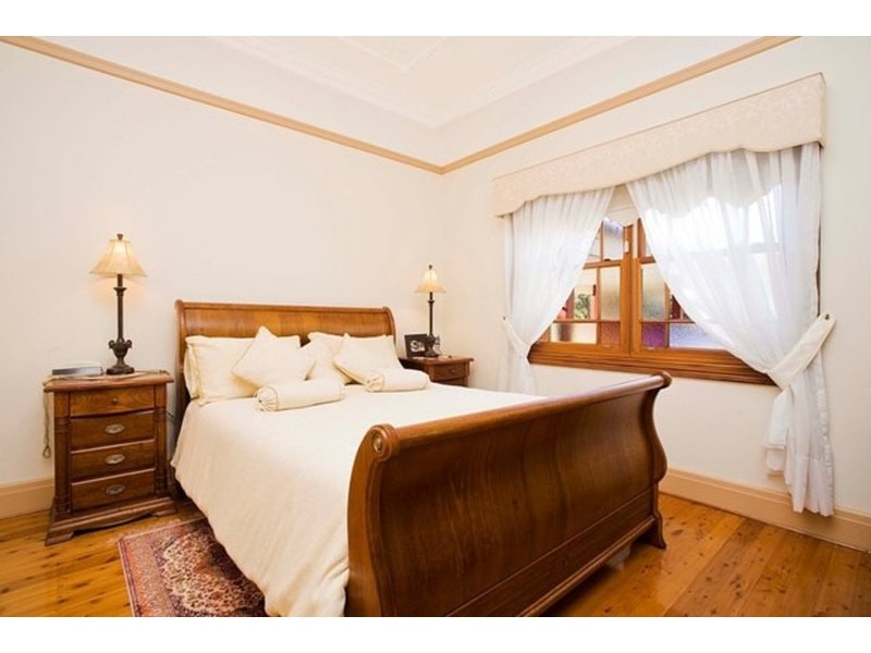 18 Lansdowne Street, Bardwell Valley NSW 2207