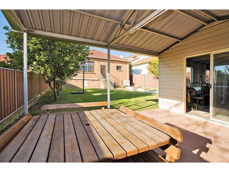 18 Lansdowne Street, Bardwell Valley NSW 2207