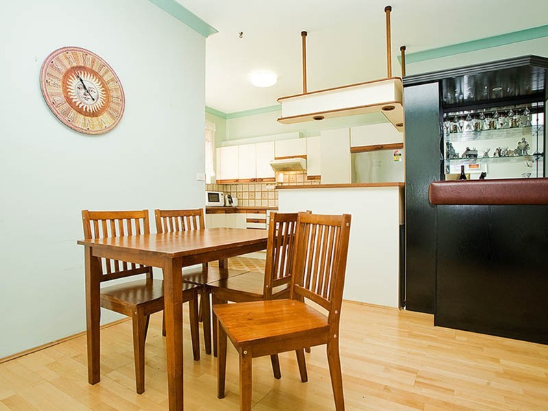 2/32-34 Bembridge Street, Carlton NSW 2218