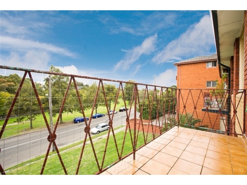 18/16 Warialda Street, Kogarah NSW 2217