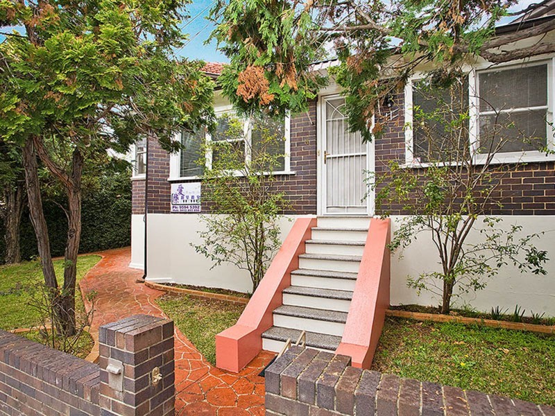 11 Woniora Road, Hurstville NSW 2220