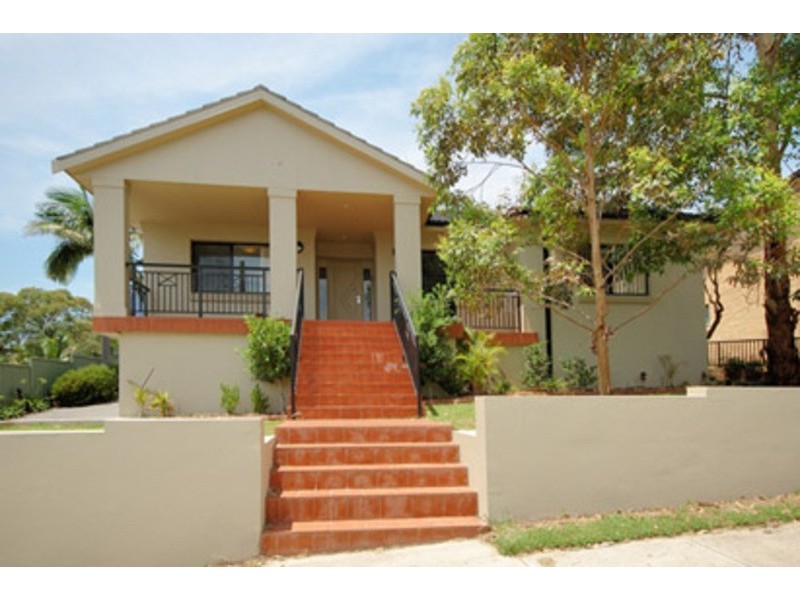 1/40 Johnstone Street, Peakhurst NSW 2210
