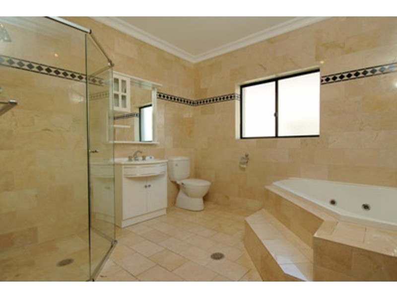 1/40 Johnstone Street, Peakhurst NSW 2210