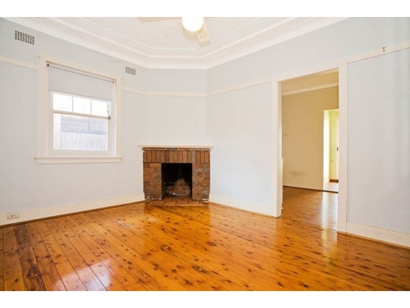 16a Vivian Street, Bexley NSW 2207