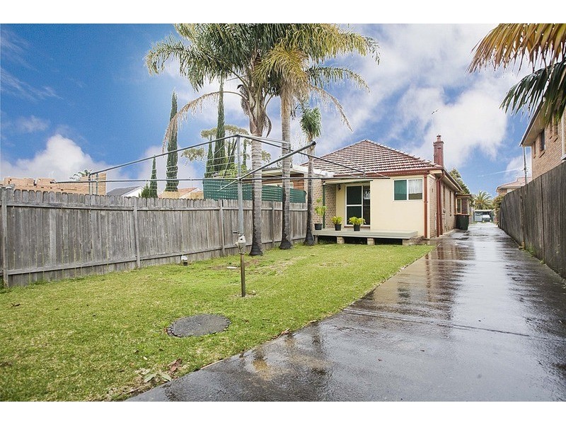 16a Vivian Street, Bexley NSW 2207