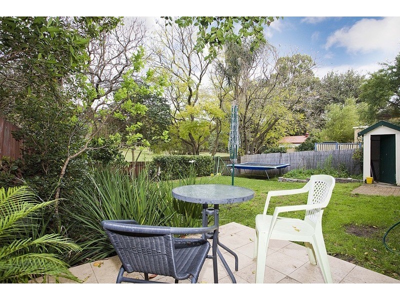 1 Walker Avenue, Peakhurst NSW 2210