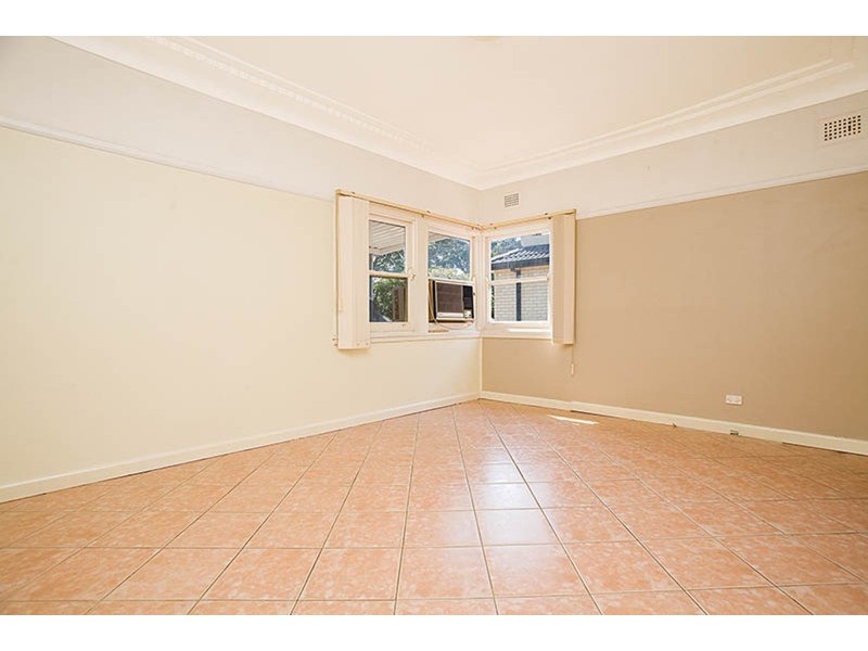 14 Stephen Street, Penshurst NSW 2222