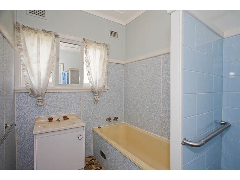 20 Prairievale Road, South Hurstville NSW 2221