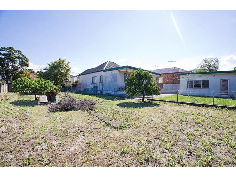 38 Francis Street, Carlton NSW 2218