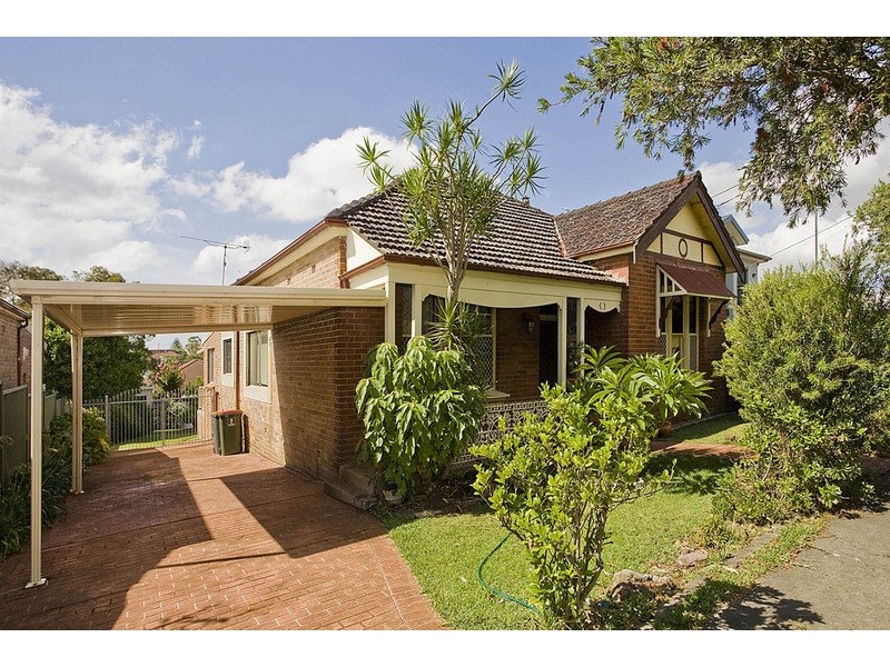 11 Kitchener Street, Kogarah NSW 2217