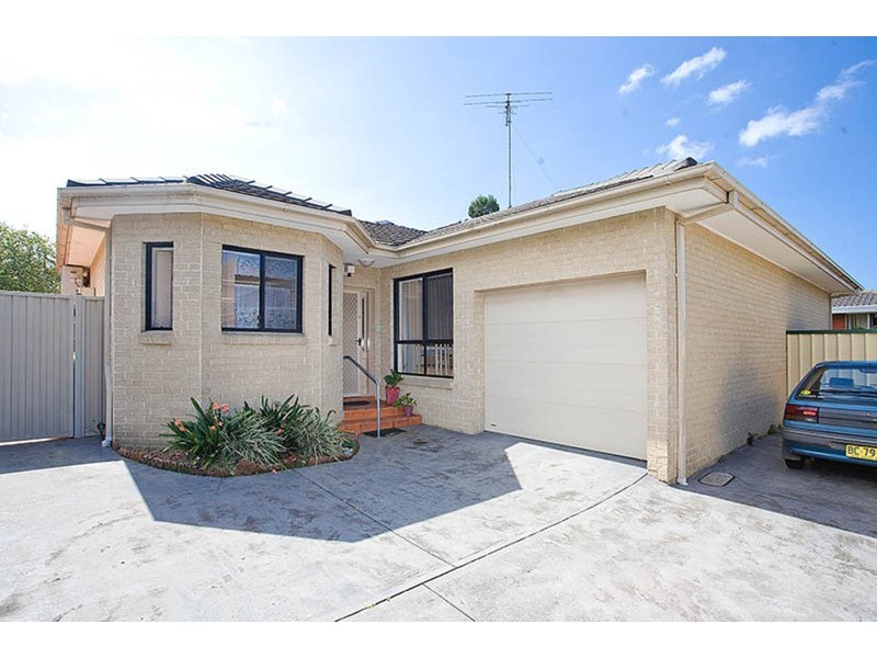 4/42 Caledonian Street, Bexley NSW 2207