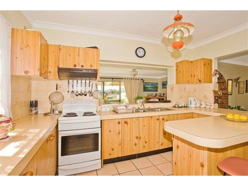 11 Kitchener Street, Kogarah NSW 2217