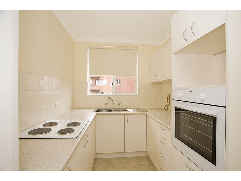 7/2 Kitchener Street, Kogarah NSW 2217