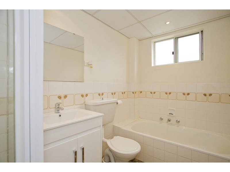 7/2 Kitchener Street, Kogarah NSW 2217