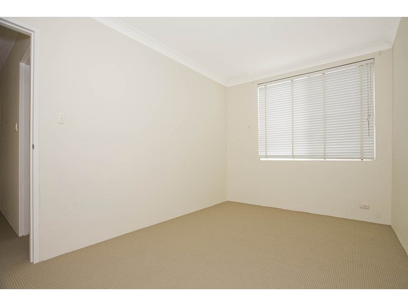 7/2 Kitchener Street, Kogarah NSW 2217