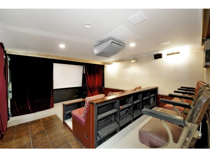 81 Stuart Street, Blakehurst NSW 2221