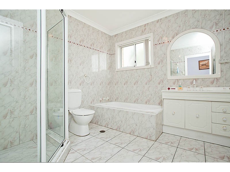 2B Vine Street, Hurstville NSW 2220