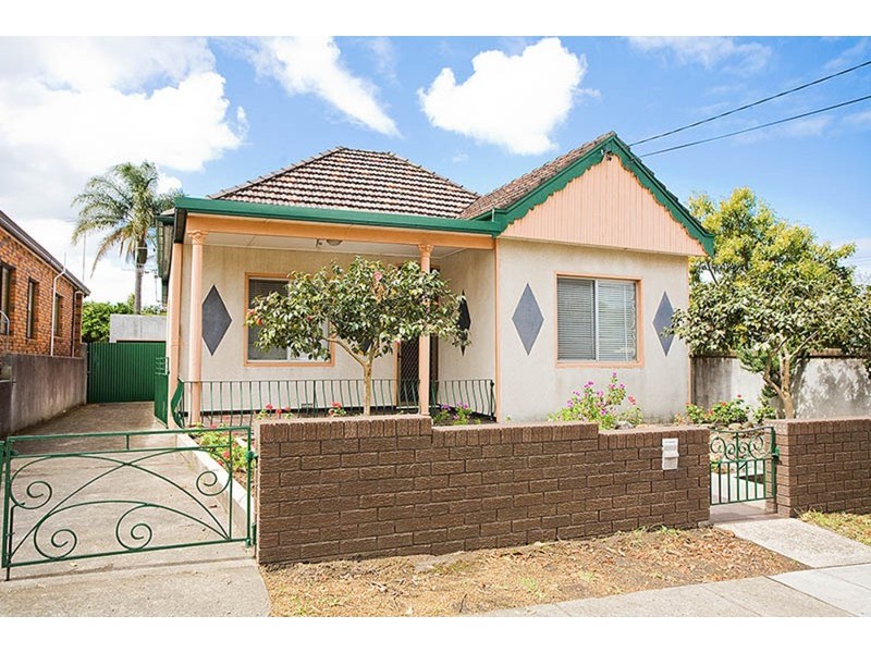 Carlton NSW 2218