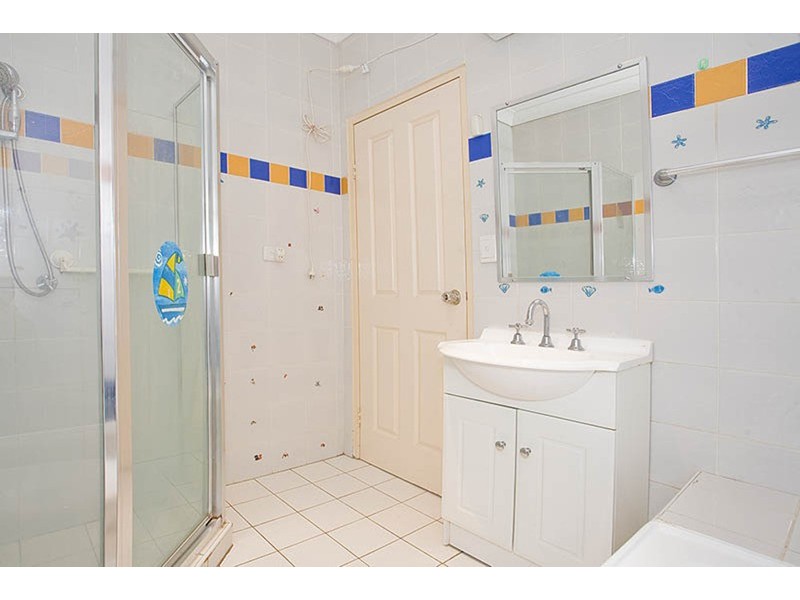 13/2 Short Road, Riverwood NSW 2210