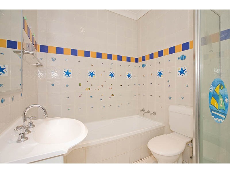 13/2 Short Road, Riverwood NSW 2210