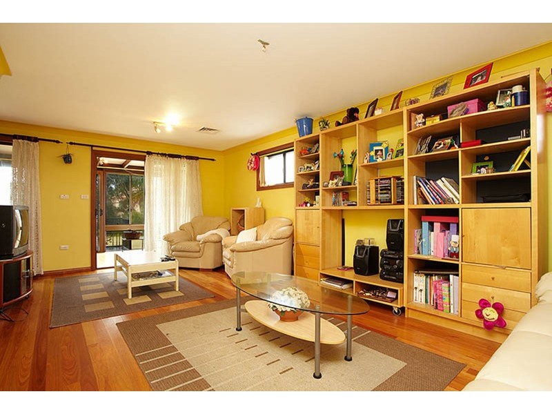 9 McRae Road, Sans Souci NSW 2219