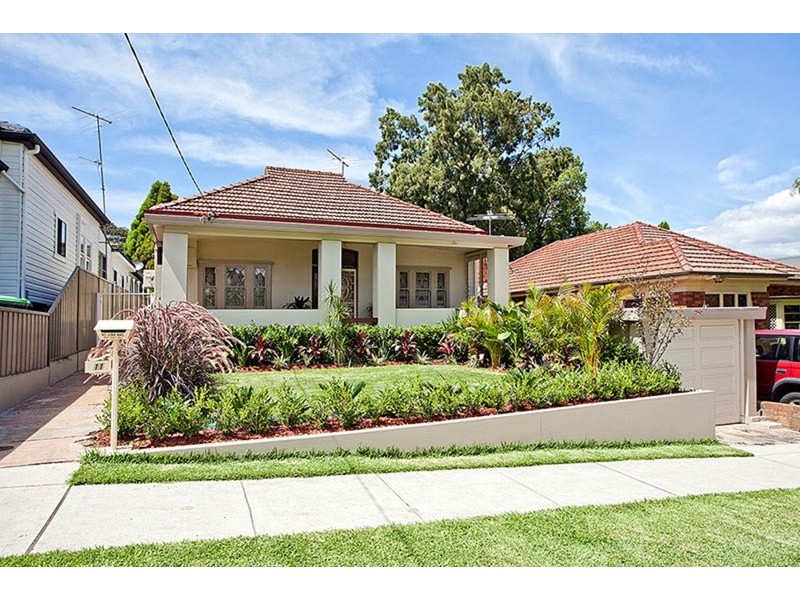 11 Carrington Street, Penshurst NSW 2222