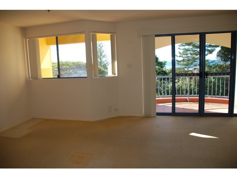 2/2 Pinnacle Row, Lennox Head NSW 2478