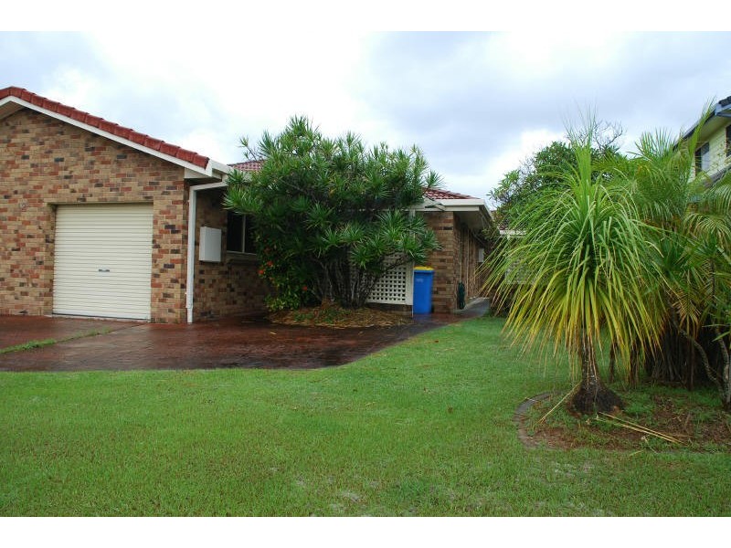 1/12 Patricia Parade, Lennox Head NSW 2478