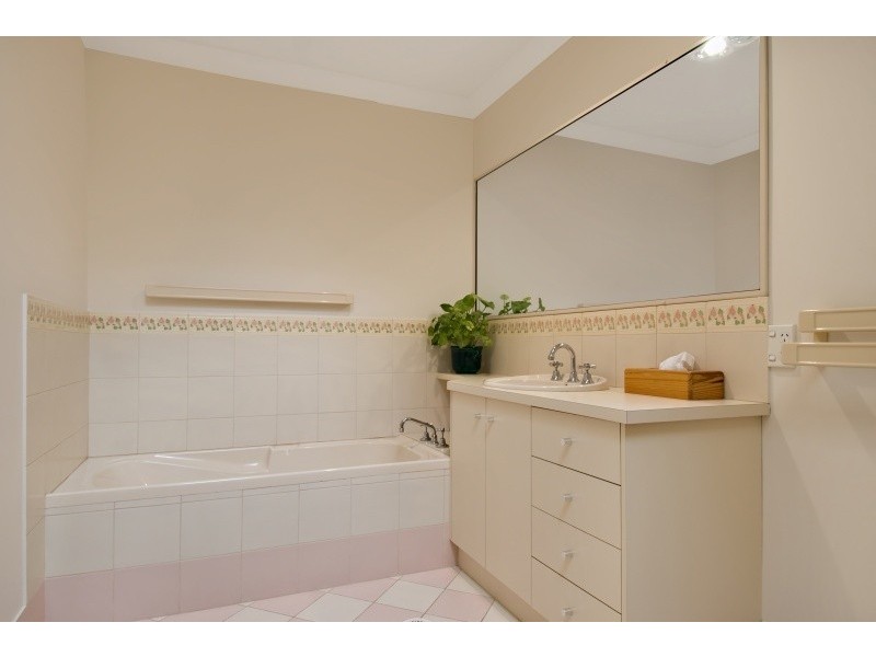 2/27 Dress Circle Drive, Lennox Head NSW 2478