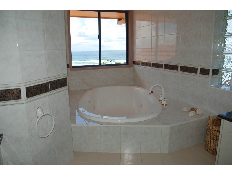 3/6 Pinnacle Row, Lennox Head NSW 2478