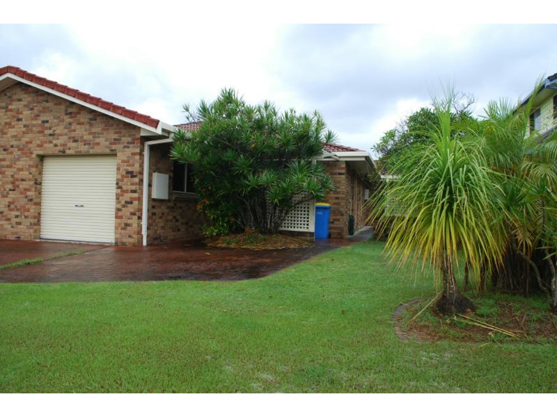 1/12 Patricia Parade, Lennox Head NSW 2478