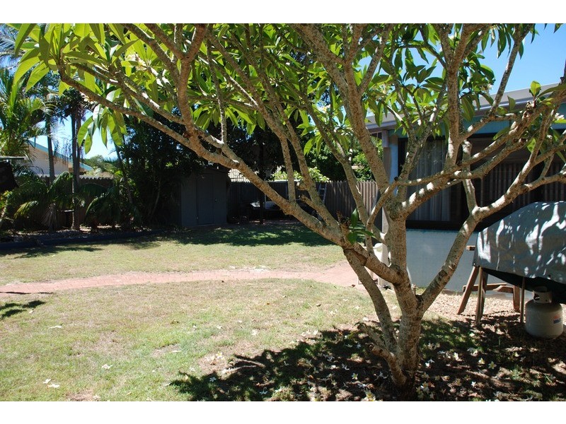 2 Banksia Avenue, Lennox Head NSW 2478