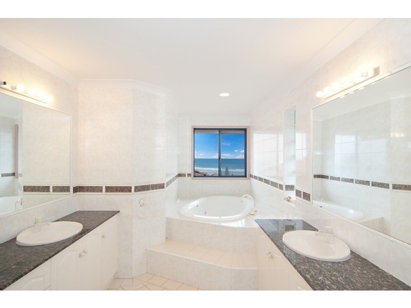 3/6 Pinnacle Row, Lennox Head NSW 2478