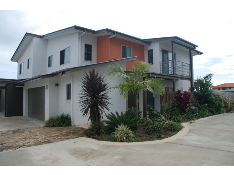 2/33 Redford Drive, Skennars Head NSW 2478