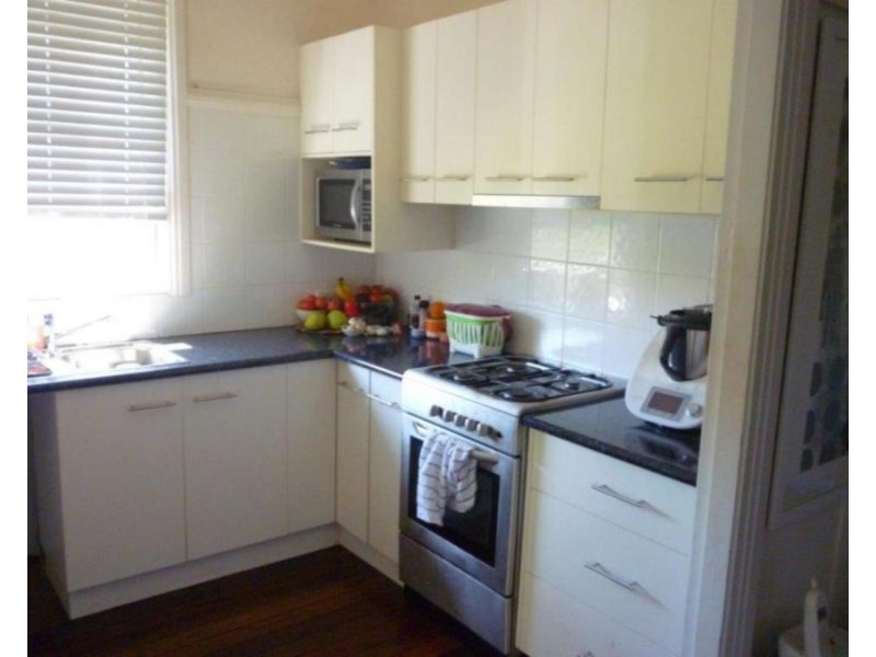 15 Avondale Avenue, East Lismore NSW 2480