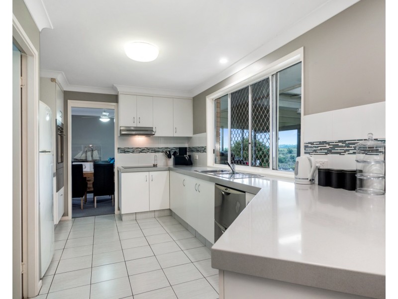 33 Woodland Avenue, Lismore Heights NSW 2480