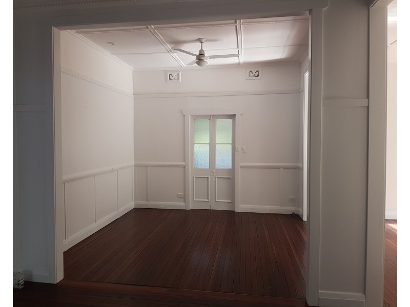 2 Eric Place, Lismore Heights NSW 2480