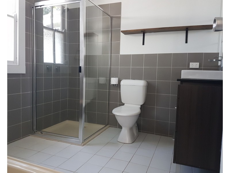 2 Eric Place, Lismore Heights NSW 2480