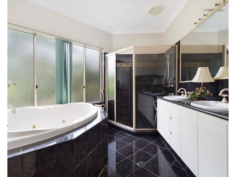 2 Sapphire Court, Lismore Heights NSW 2480
