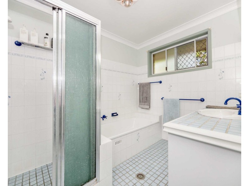8 William Place, Lismore Heights NSW 2480
